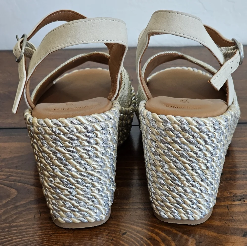 Kenneth Cole tgentle souls